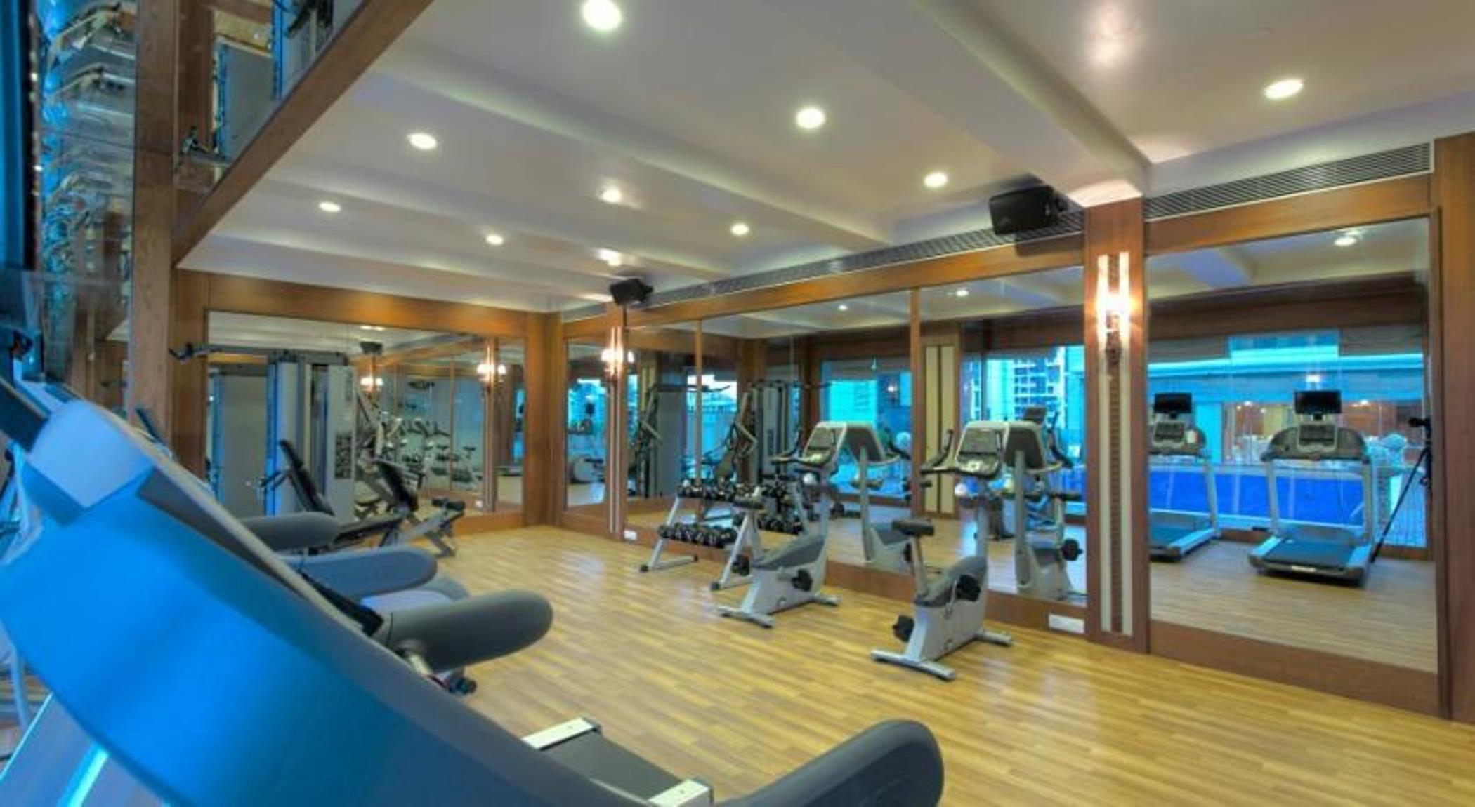 Royal Tulip Navi Mumbai Hotel Bagian luar foto