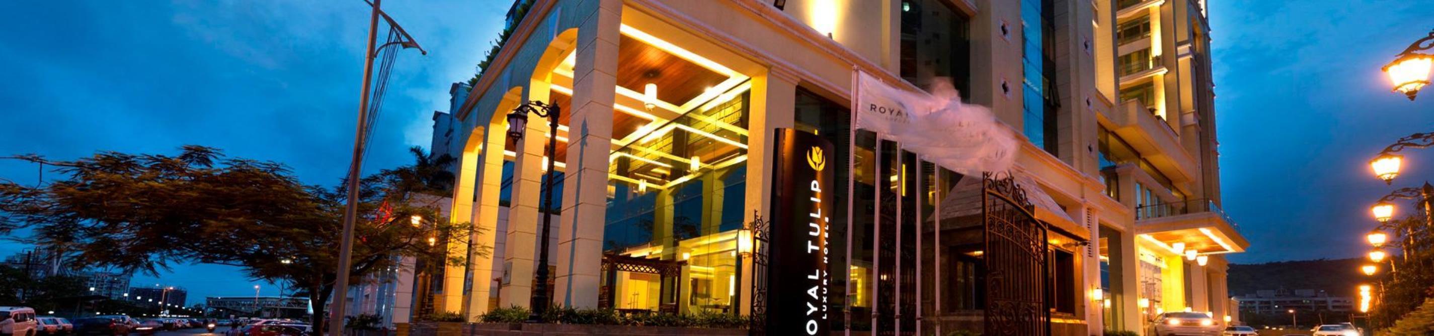 Royal Tulip Navi Mumbai Hotel Bagian luar foto