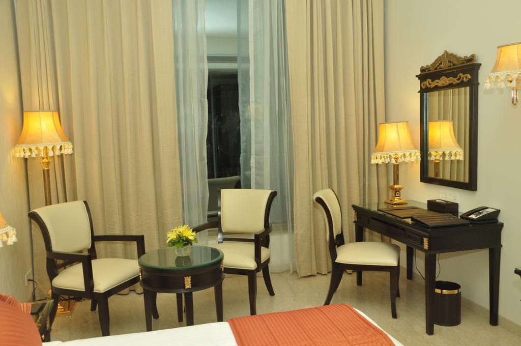 Royal Tulip Navi Mumbai Hotel Bagian luar foto