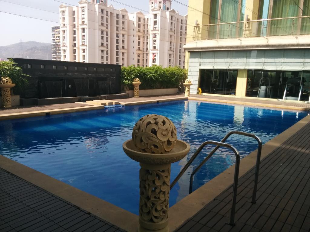 Royal Tulip Navi Mumbai Hotel Bagian luar foto